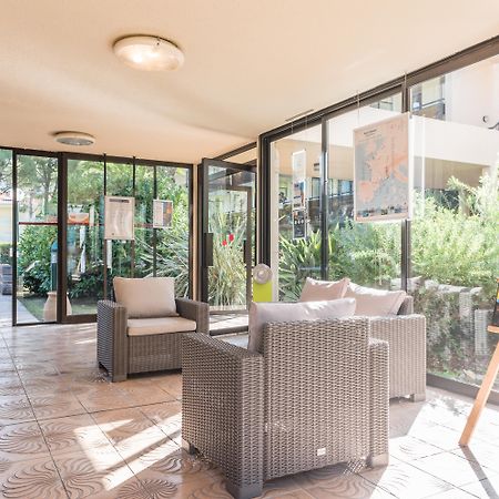 Residence Pierre & Vacances Les Jardins Ombrages Мандельё-ла-Напуль Экстерьер фото