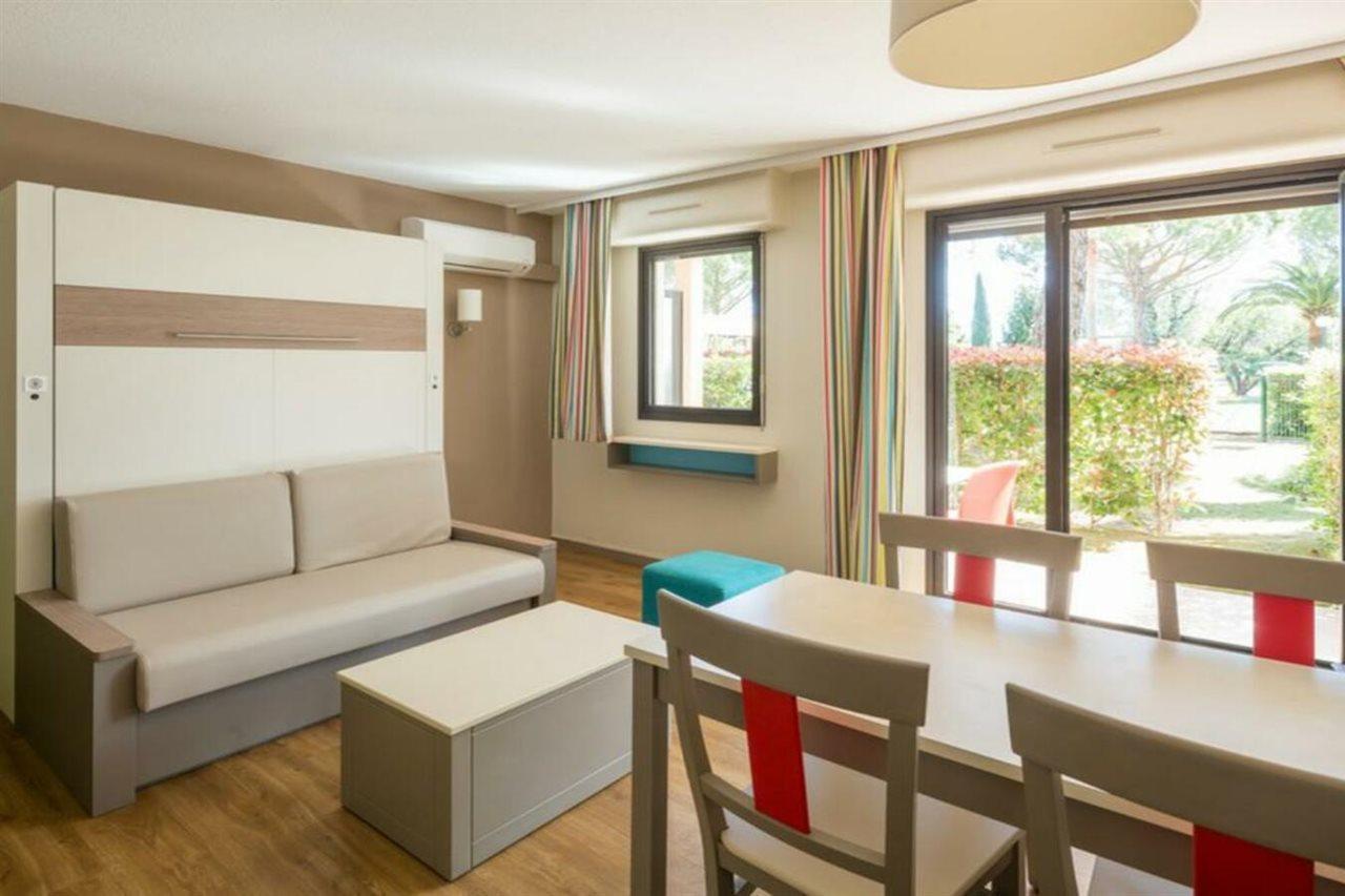 Residence Pierre & Vacances Les Jardins Ombrages Мандельё-ла-Напуль Экстерьер фото