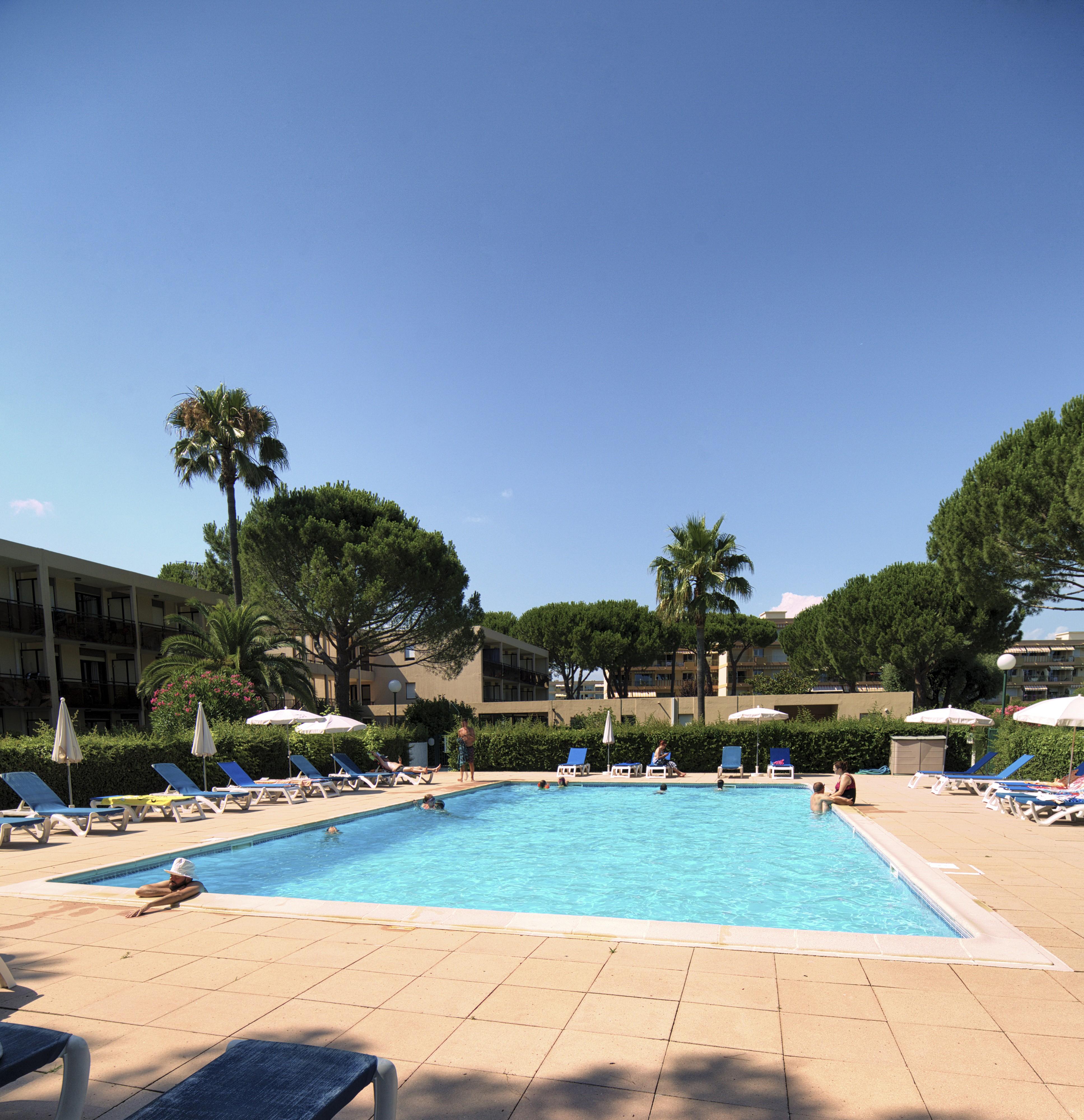 Residence Pierre & Vacances Les Jardins Ombrages Мандельё-ла-Напуль Экстерьер фото