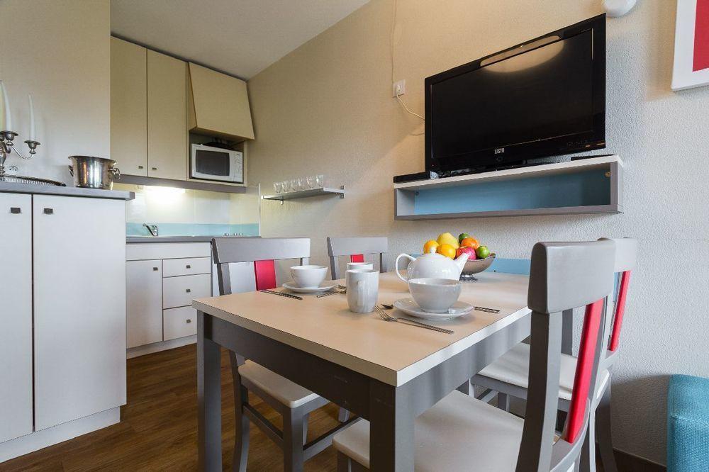 Residence Pierre & Vacances Les Jardins Ombrages Мандельё-ла-Напуль Экстерьер фото