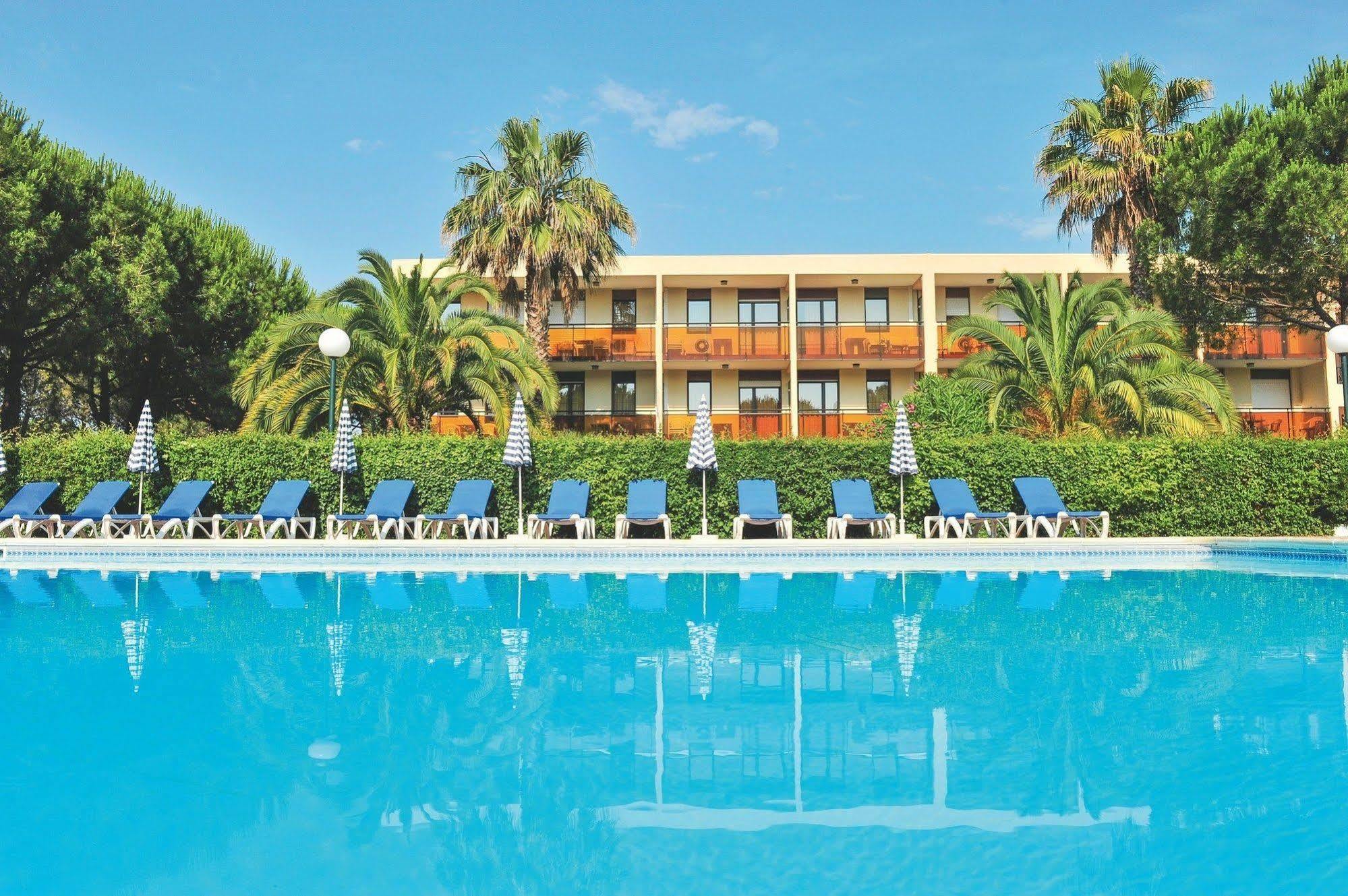Residence Pierre & Vacances Les Jardins Ombrages Мандельё-ла-Напуль Экстерьер фото