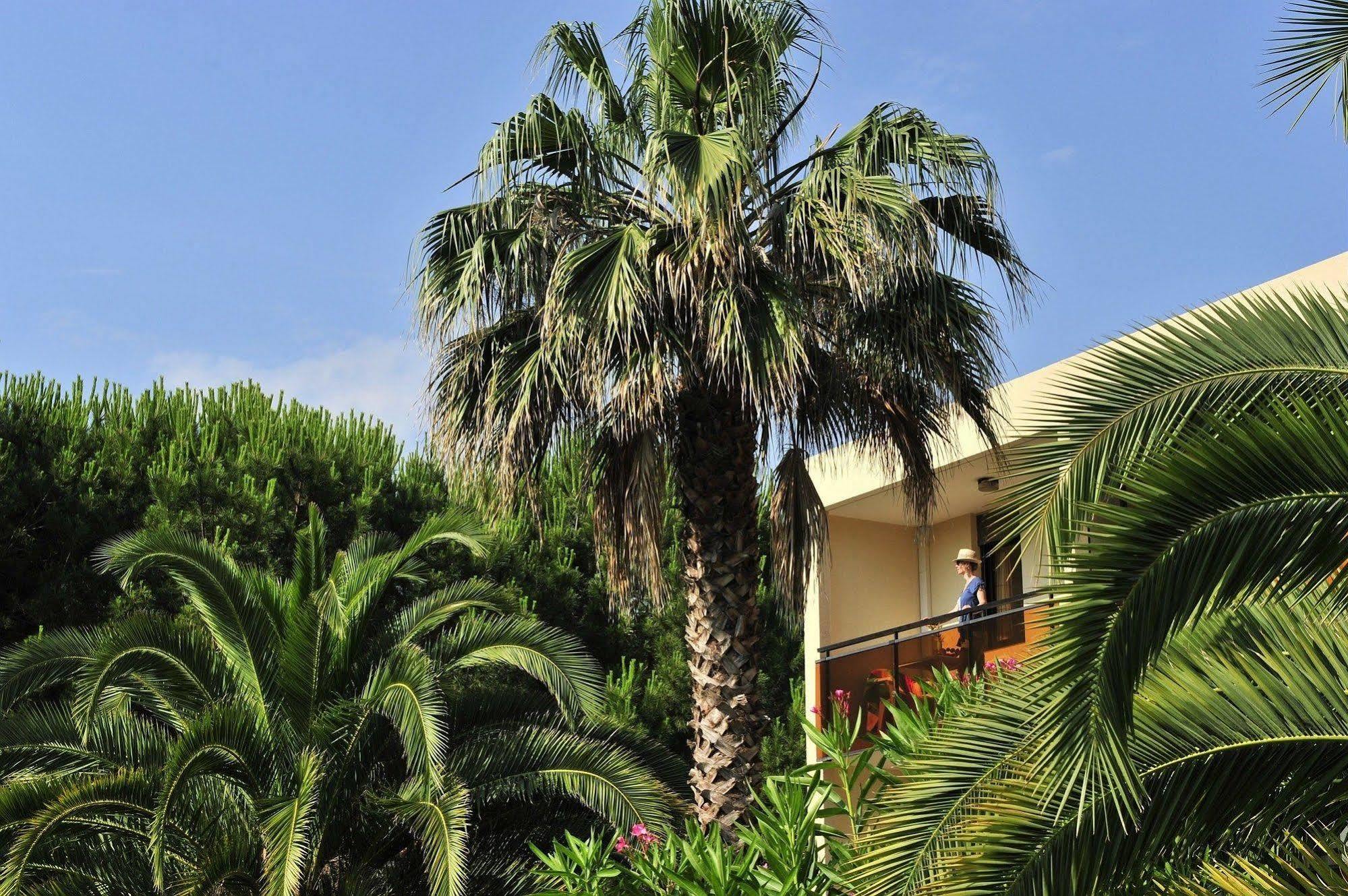 Residence Pierre & Vacances Les Jardins Ombrages Мандельё-ла-Напуль Экстерьер фото